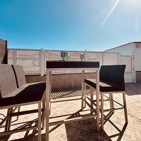 Holiday home Click&guest - Tropical Horizon Escape In Maspalomas *